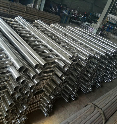 德宏不銹鋼復(fù)合管護(hù)欄 德宏不銹鋼復(fù)合管護(hù)欄