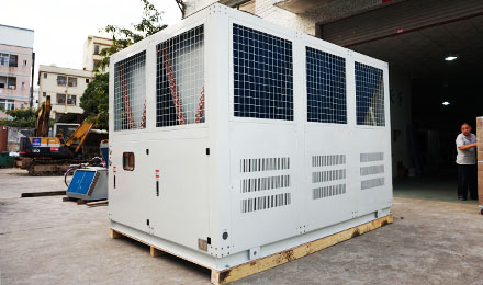 風(fēng)冷式冷水機(jī)與水冷式冷水機(jī)應(yīng)該如何去選擇？